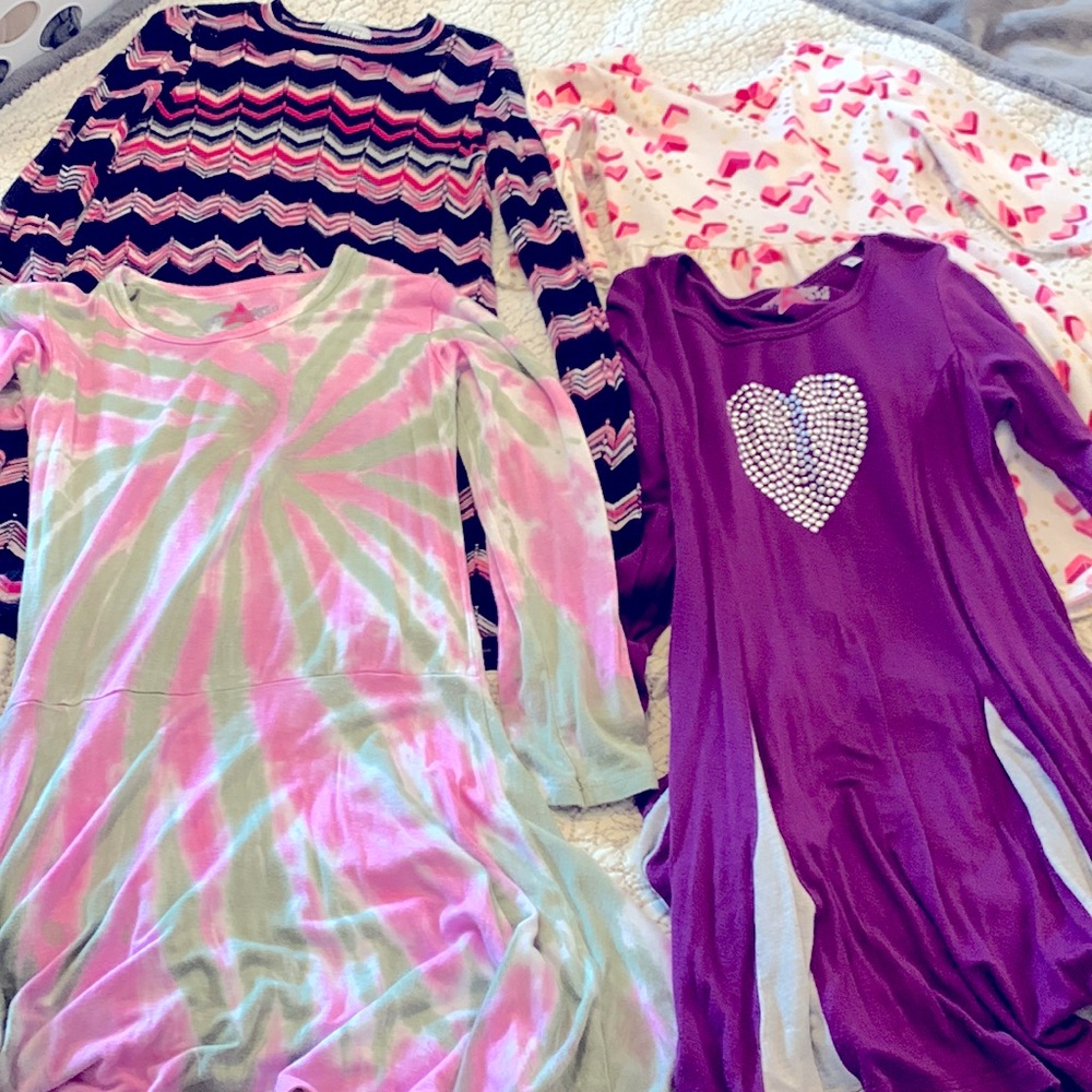 Bundle! 4 dresses-Girls size 6 long sleeve-a line